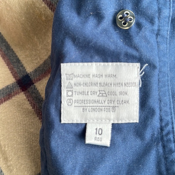 London Fog Limited Edition Coat - Picture 10 of 10